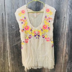 Free people Blouse with embroidered flowers